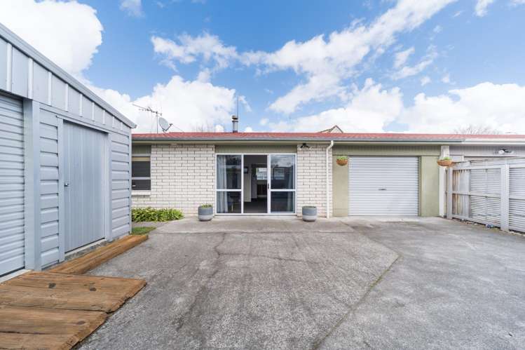 49A John F Kennedy Drive_0