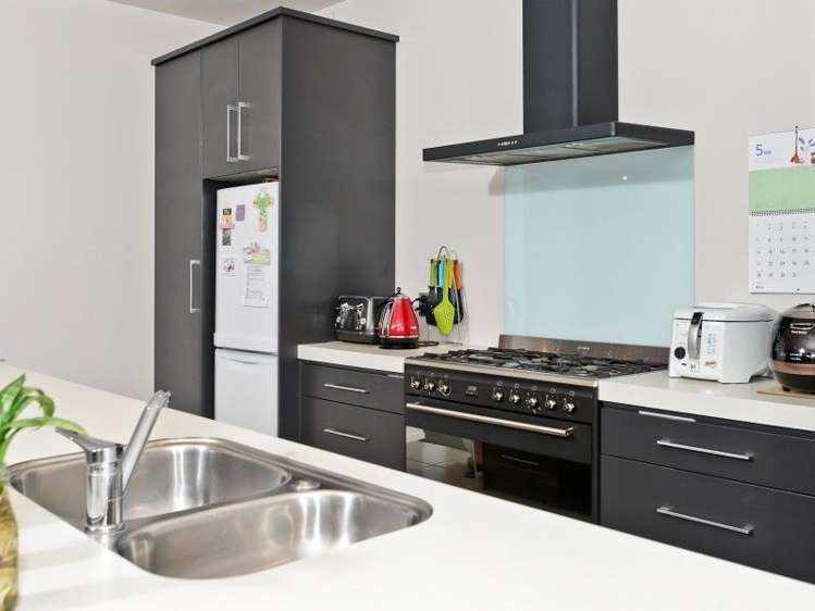 15 Ebony Court Rototuna North_2