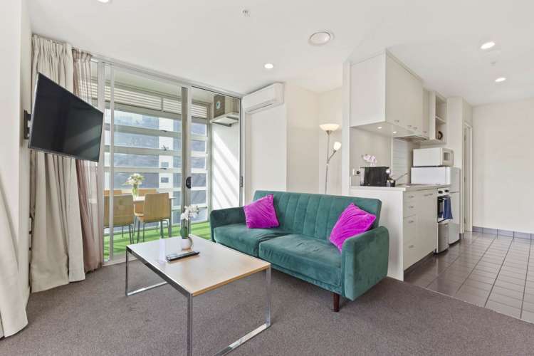 1102/17 Amersham Way Manukau_3