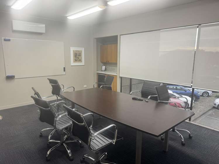 207 Avenue Road East Hastings_1