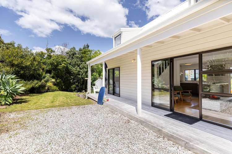 126a Ocean Beach Road Tairua_3