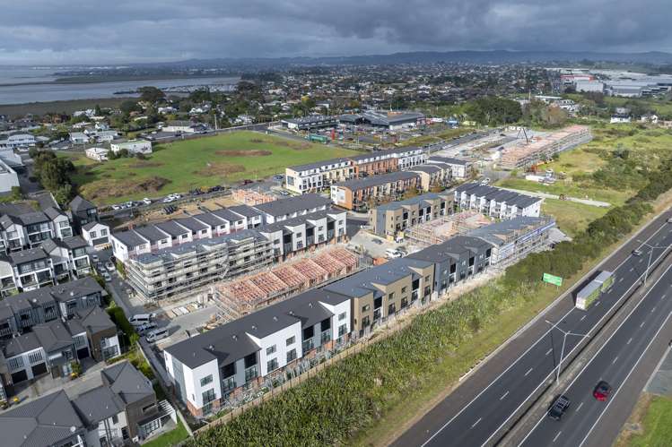 Lot 2/20 Falcon Crescent Hobsonville_39