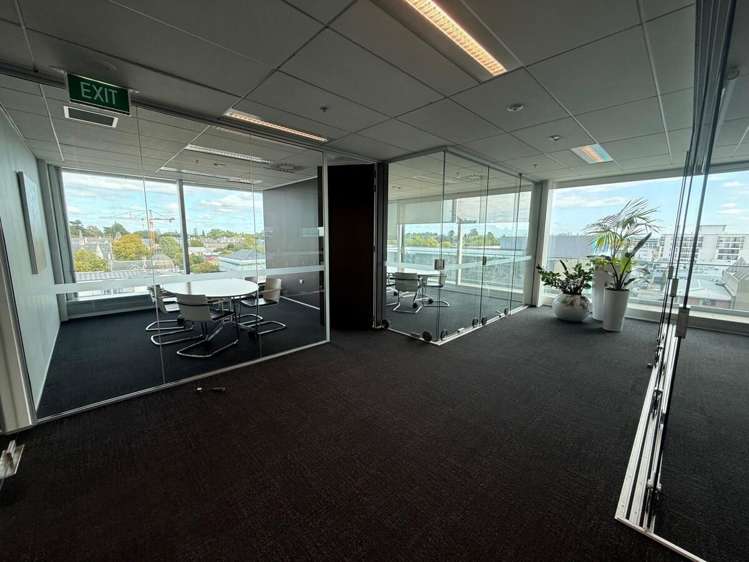 LVL 6 / 62 Worcester Boulevard City Centre_8