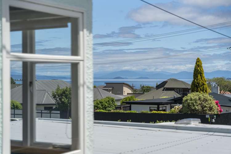 12 Mere Road Taupo_17