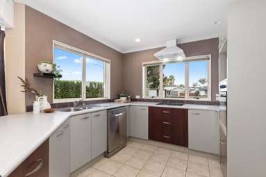 100 Reynolds Road_2