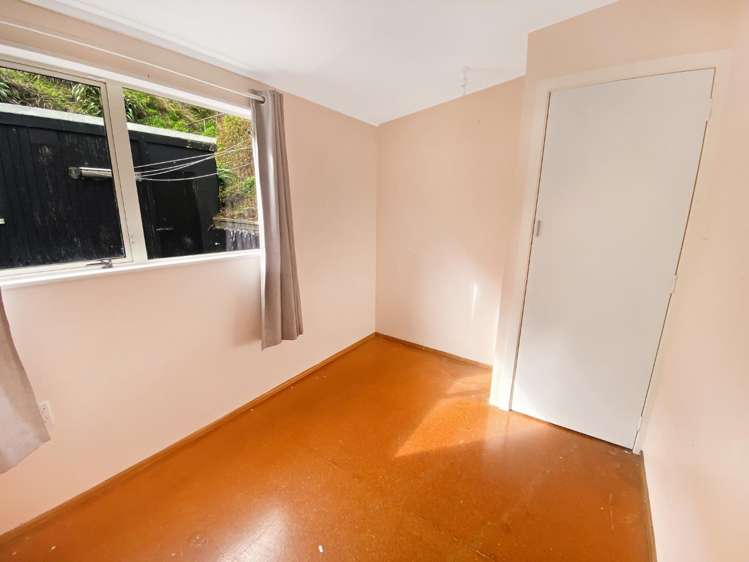 37 Moa Point Road 1372_9