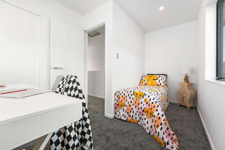 15B & 15D Renata Crescent Te Atatu Peninsula_7