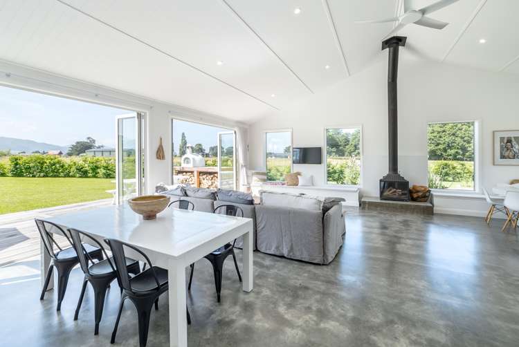 194 Wood Street Woodside_10