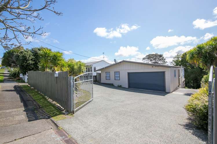71 Glengarry Road Glen Eden_15