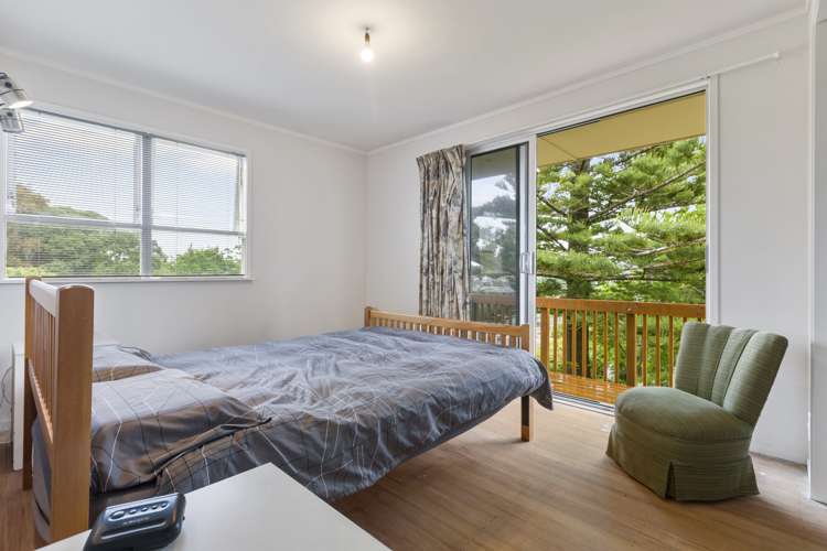 6 Hutchinsons Road Bucklands Beach_10