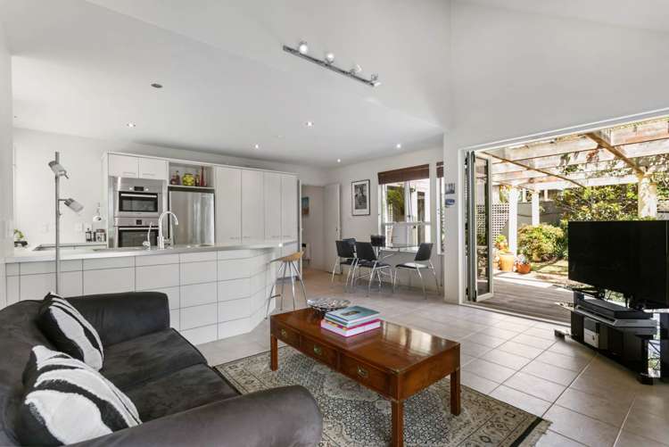 1/2 Nihill Crescent Mission Bay_6