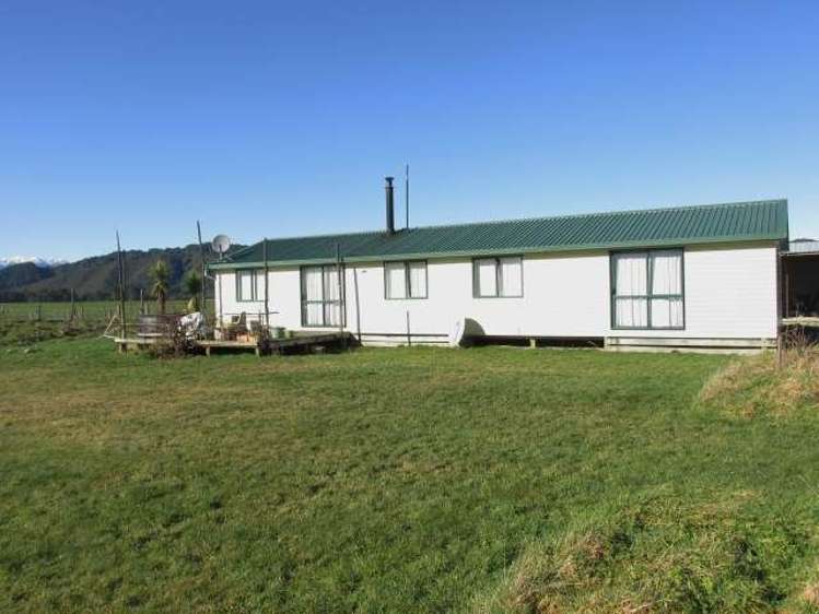 170 Thompsons Road Reefton_0