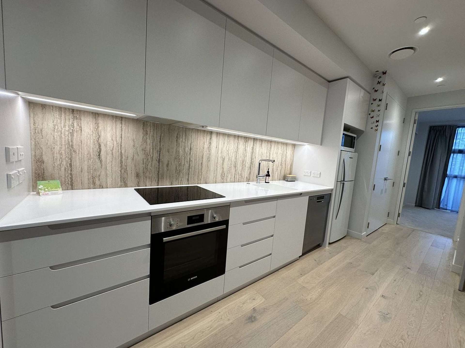 120/223A Green Lane West Epsom_0
