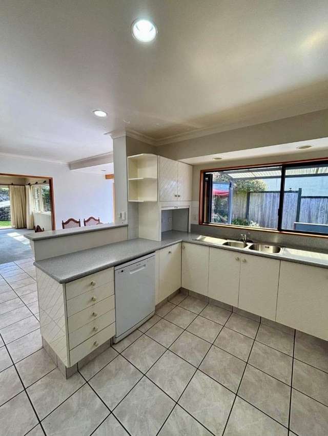 122 Ridge Street Otumoetai_3