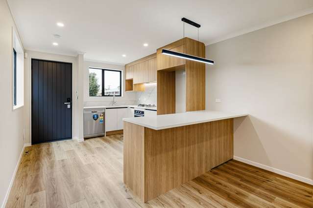 2/1 Sundown Crescent Melville_1