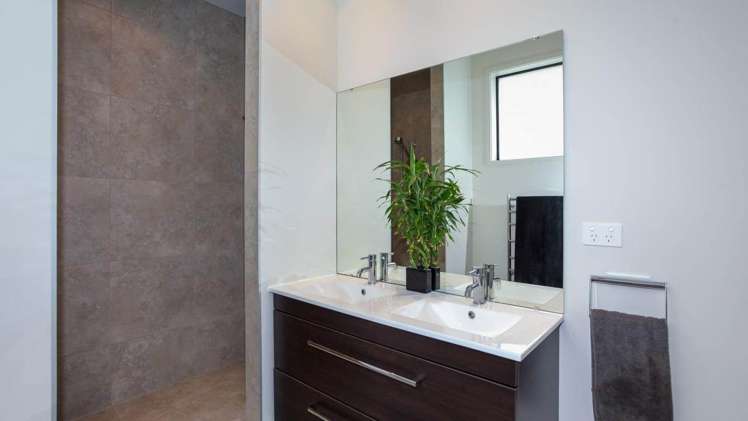 109 Isabella Drive Pukekohe_4