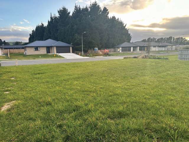 29 Kingfisher Avenue Amberley_4