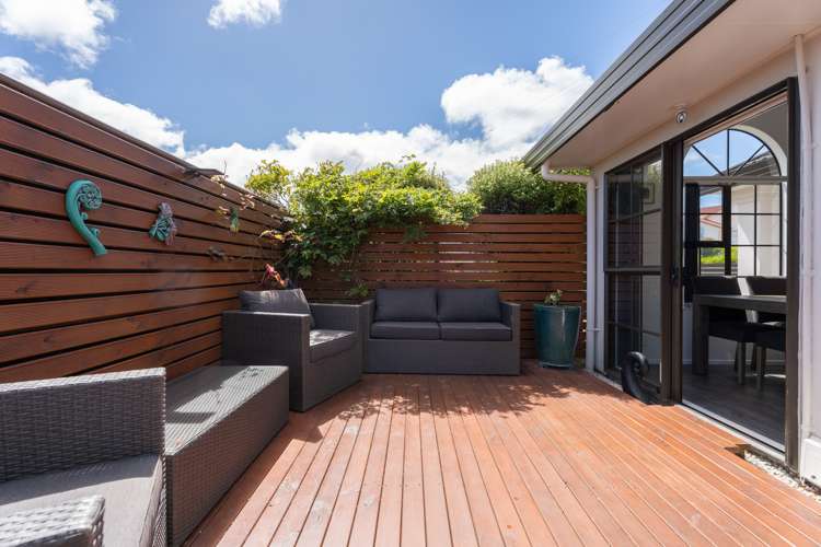 15 Kentwood Drive Woodridge_16