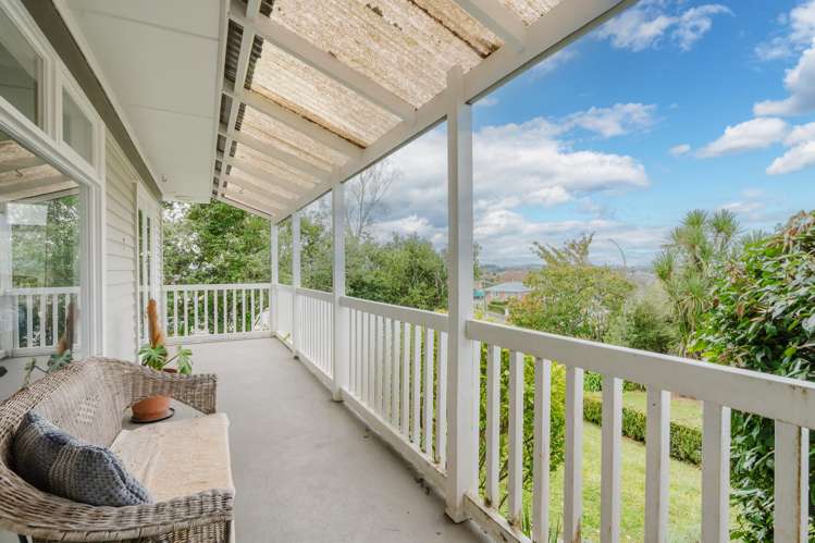 114 Tuhikaramea Road Dinsdale_36