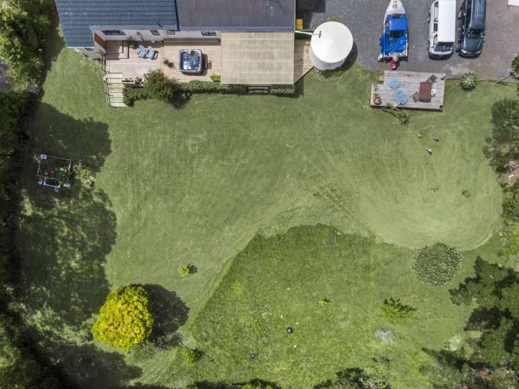 1258 East Coast Road Redvale_38