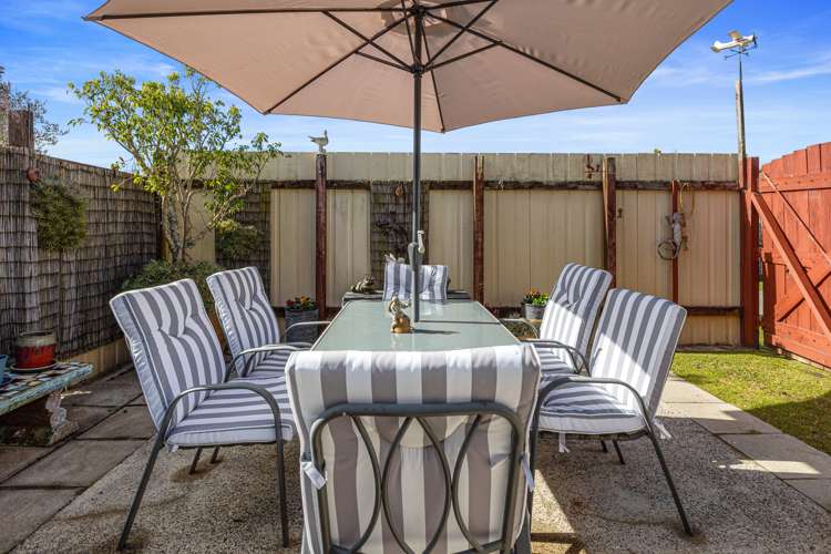 12 Henderson Crescent Parkvale_15