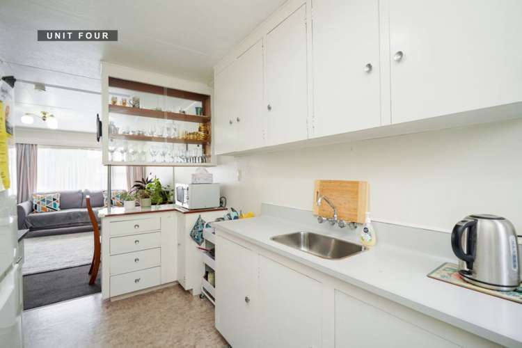 Unit 1-4, 15 Clifton Street Windsor_34