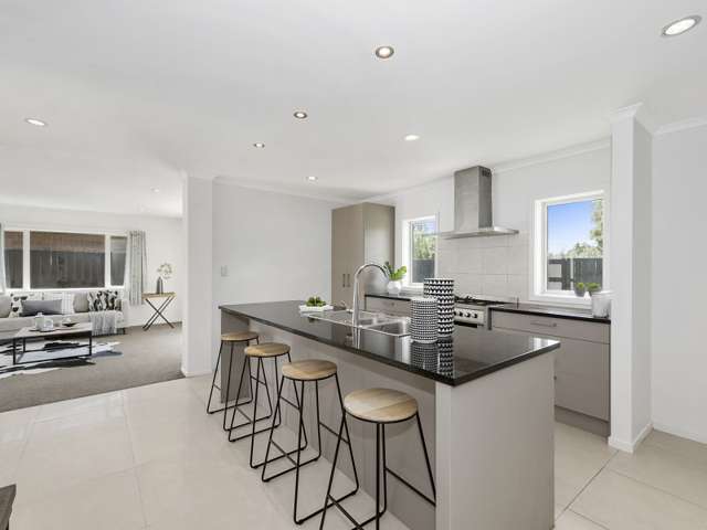 208 Saint James Drive Huntington_4