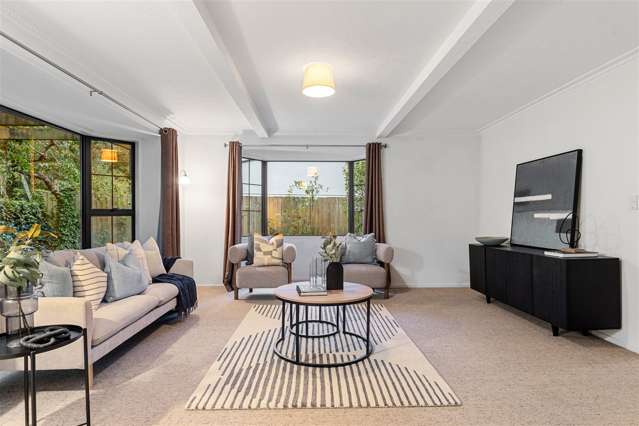 1/10 Rembrandt Place Burnside_4