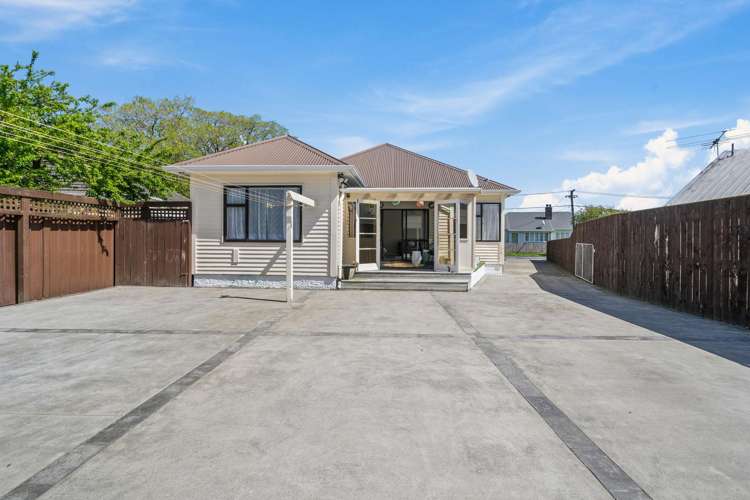 3 Pilcher Crescent Naenae_16