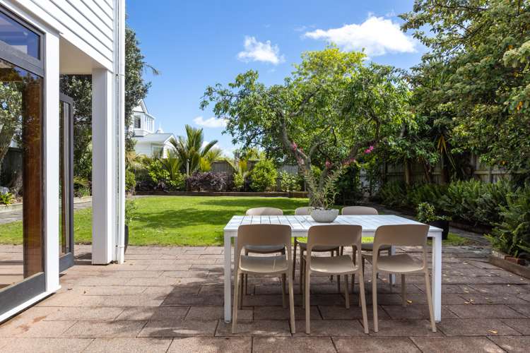 6 Stafford Road Northcote Point_30