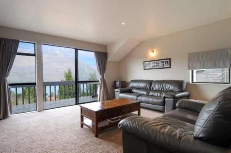 24a Dart Place Fernhill/Sunshine Bay_5