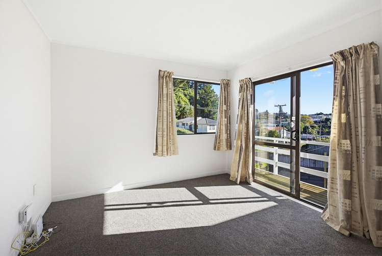 48 Cardiff Crescent Cannons Creek_6