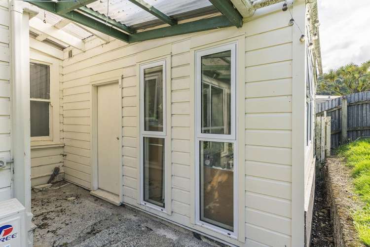 27 Chambers Street North East Valley_17