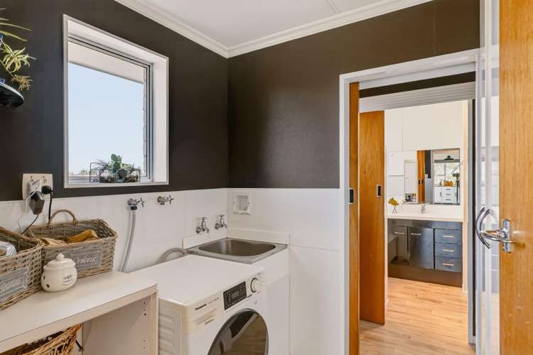 8A Tybalt Street Stratford_16