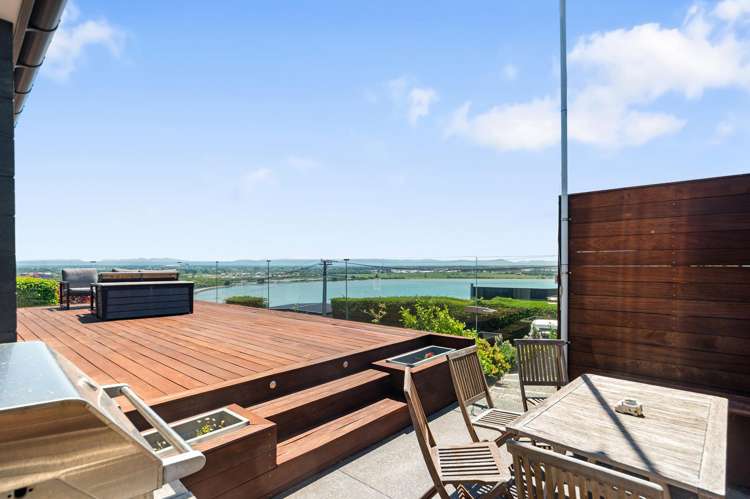 63 Te Awakura Terrace Mount Pleasant_22