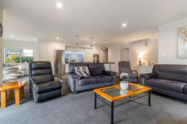 5 Laurie Street Red Beach_3