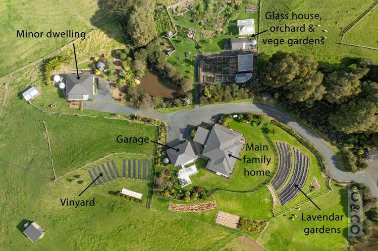93 Alf Access Road Helensville_2
