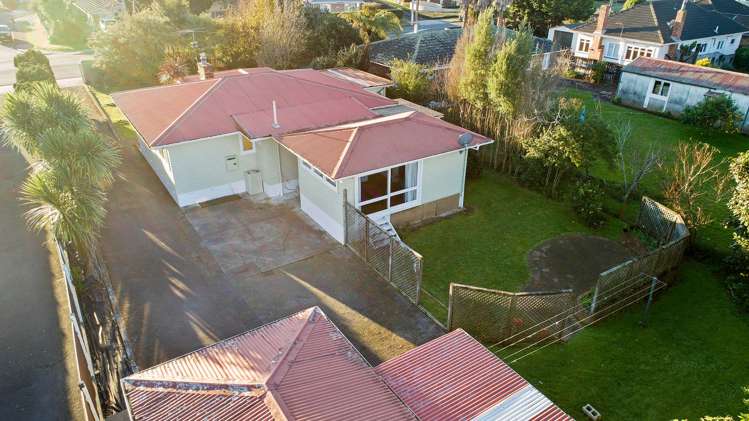 15 Clevedon Road Papakura_1