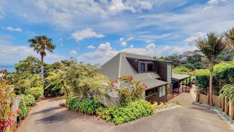 7 Poaka Place Beach Haven_6