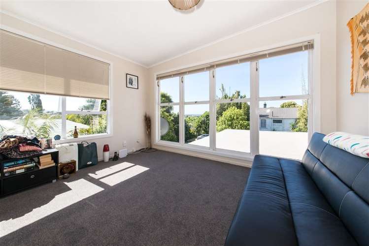 93 Rosier Road Glen Eden_3