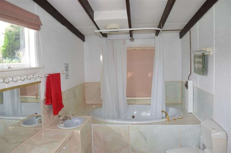 26 Bayview Crescent Duvauchelle_9