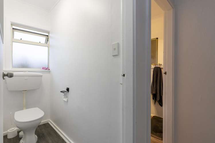 166 Spa Road Central_8