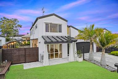 8 McKittrick Avenue_1