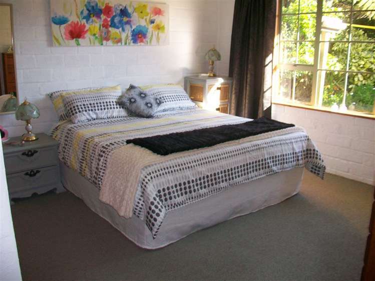 16 Poland Street Waikino_10