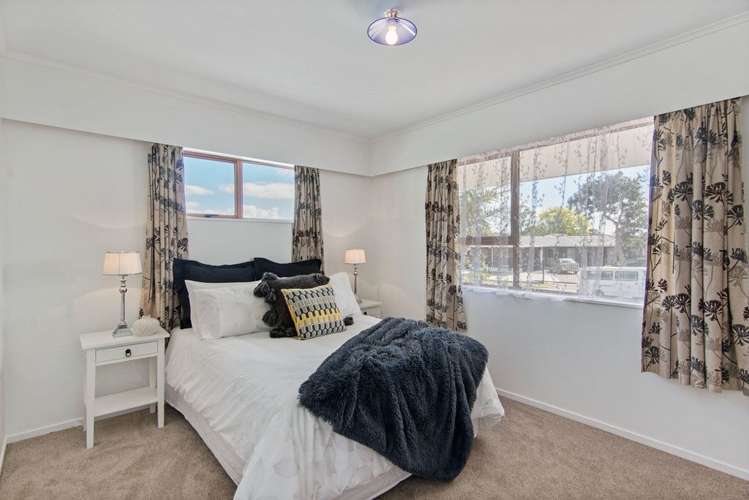 2 Honey Place Weymouth_12