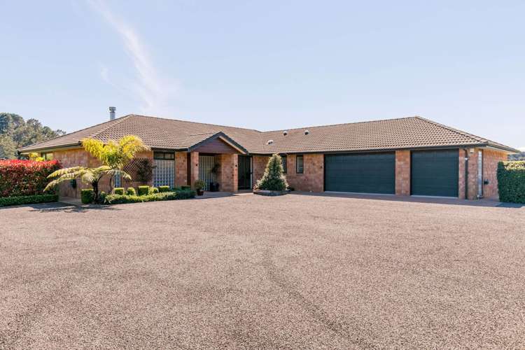 748 Weranui Road Wainui_25