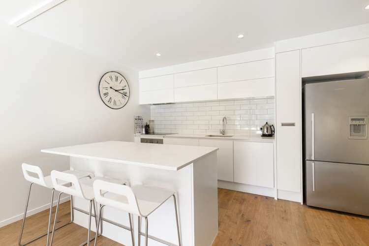 6/8 Dock Street Auckland Central_1