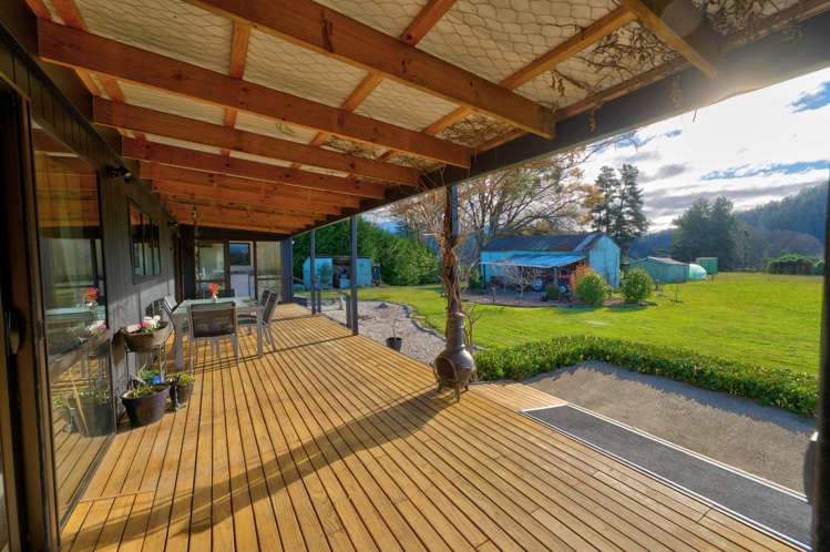1418 Tadmor-Glenhope Road_1