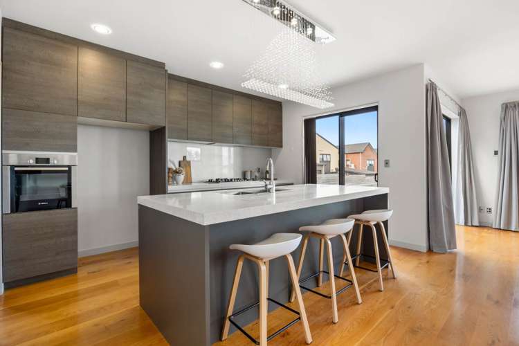 7 Eastreef Court Long Bay_11