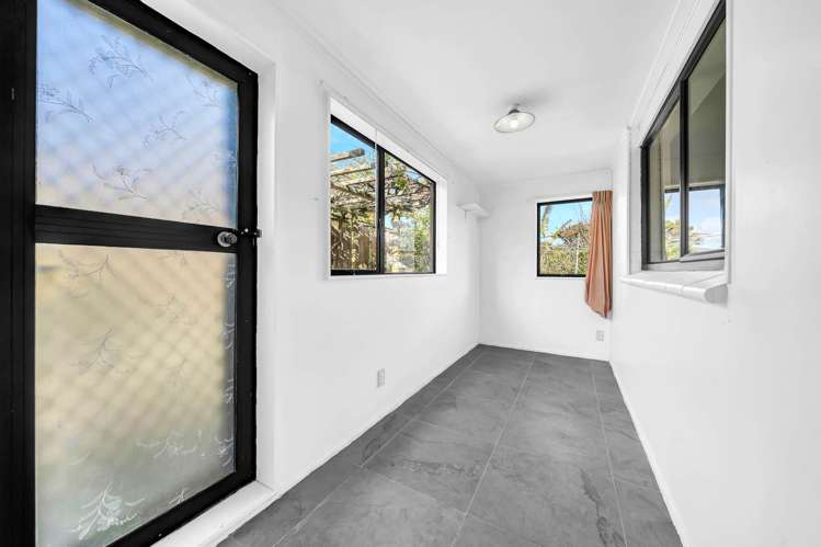16 Landsberg Way Windsor Park_15